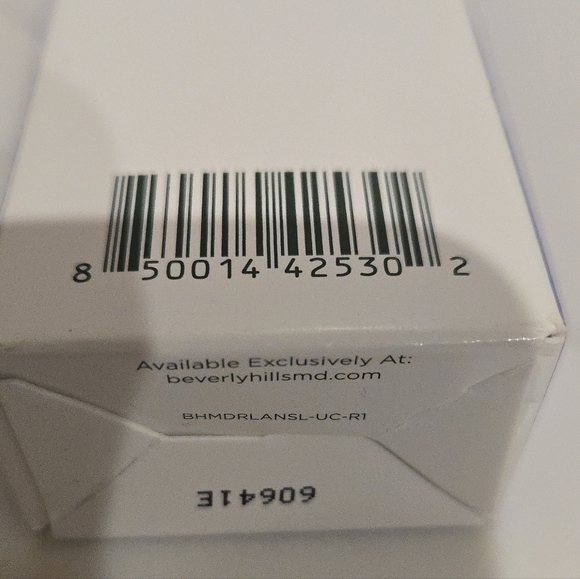 Beverly Hills MD Rapid Lift Advanced Neck Serum - White - Picture 7 of 8